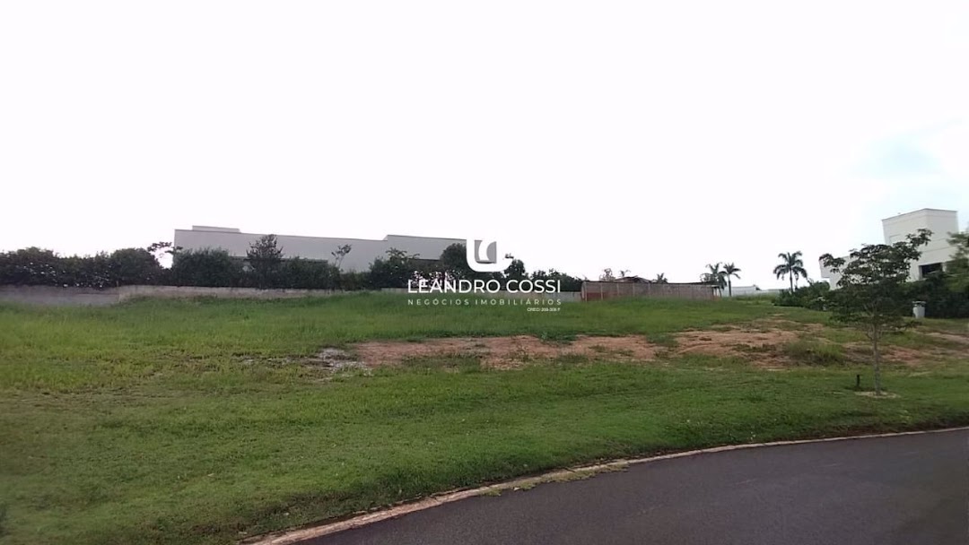 Terreno de Condomínio à venda no Condomínio Villas do Golfe:
