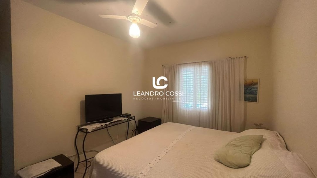 Casa de condomínio à venda no Condomínio Campos de Santo Antônio: