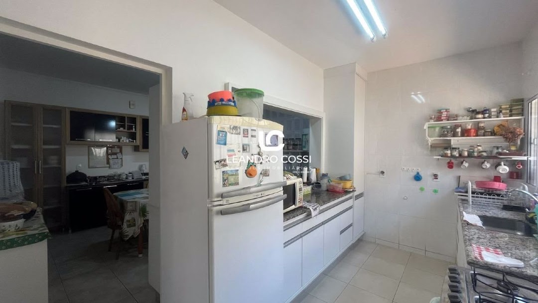 Casa de condomínio à venda no Condomínio Campos de Santo Antônio: