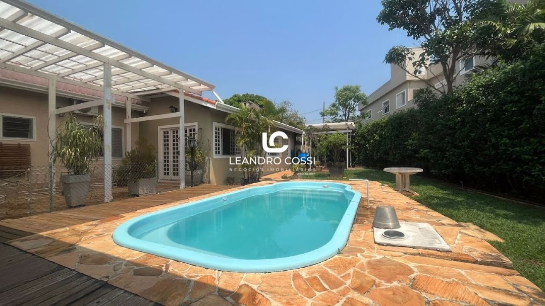 Casa de condomínio à venda no Condomínio Campos de Santo Antônio: