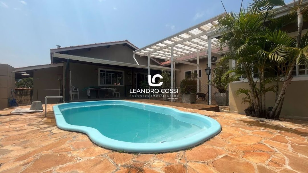 Casa de condomínio à venda no Condomínio Campos de Santo Antônio: