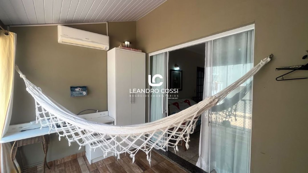 Casa de condomínio à venda no Condomínio Campos de Santo Antônio: