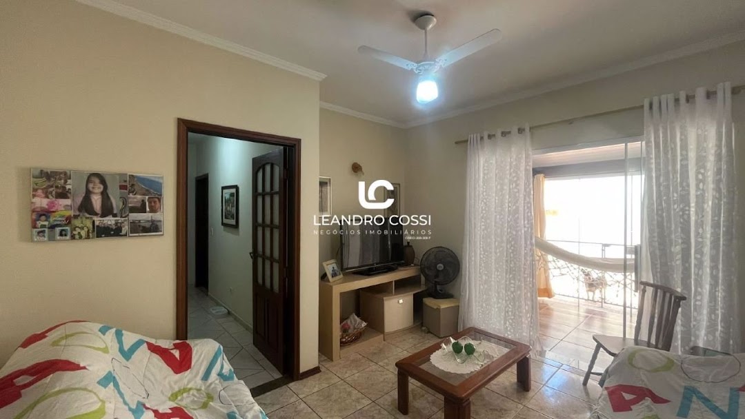 Casa de condomínio à venda no Condomínio Campos de Santo Antônio: