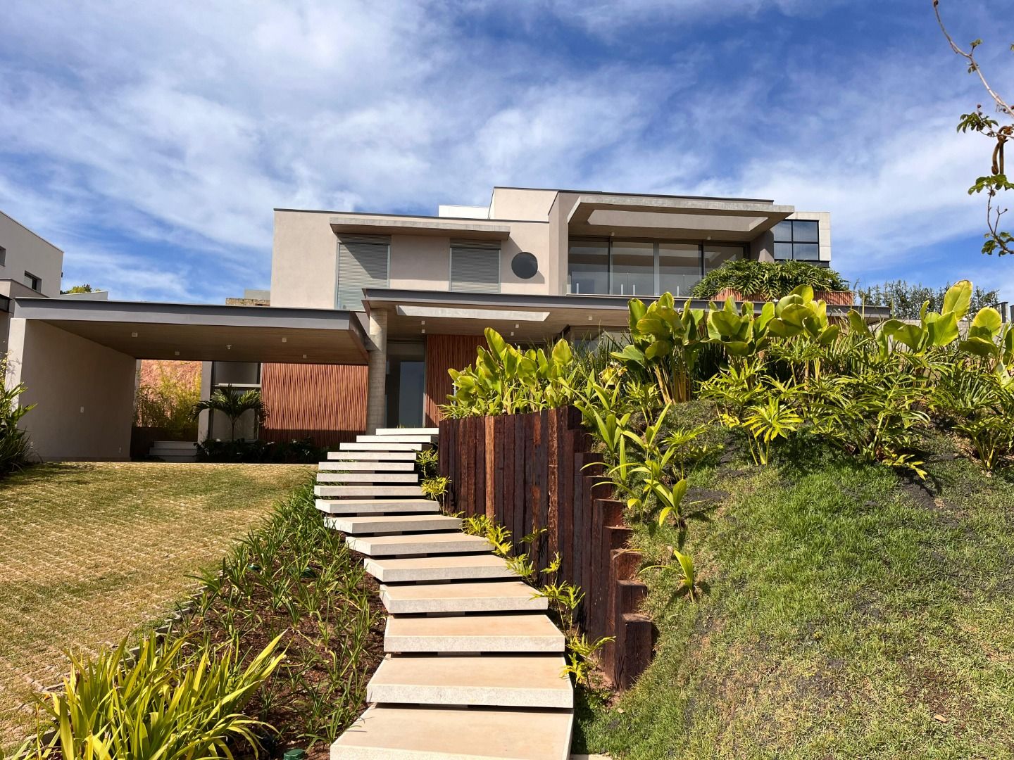 Casa à Venda no Condomínio Campos de Santo Antônio II em Itu/Sp.