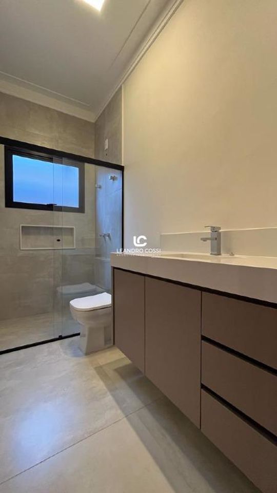 Casa de condomínio à venda no Condomínio Residencial Mont Blanc: