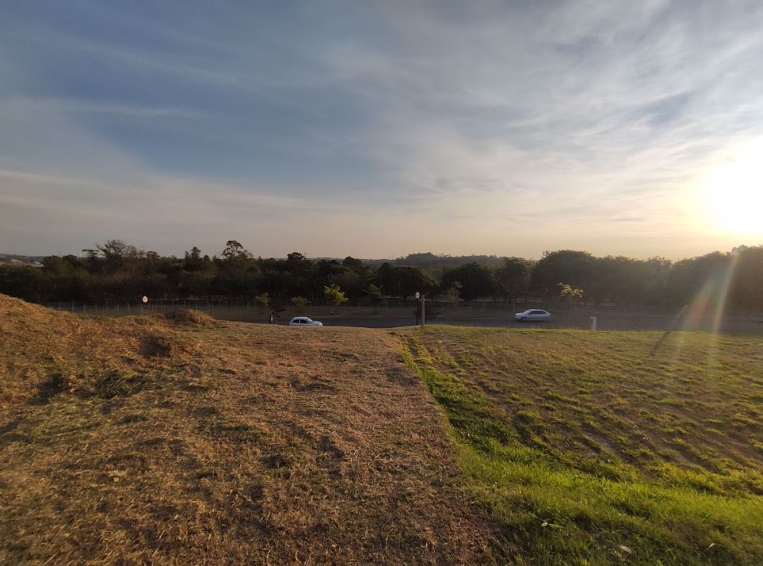 Terreno de Condomínio à venda no Condomínio Villas do Golfe: