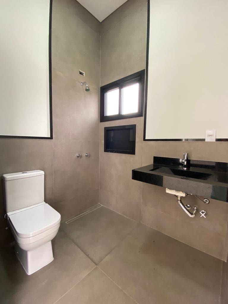 Casa de condomínio à venda no Condomínio Parque Village Castelo: