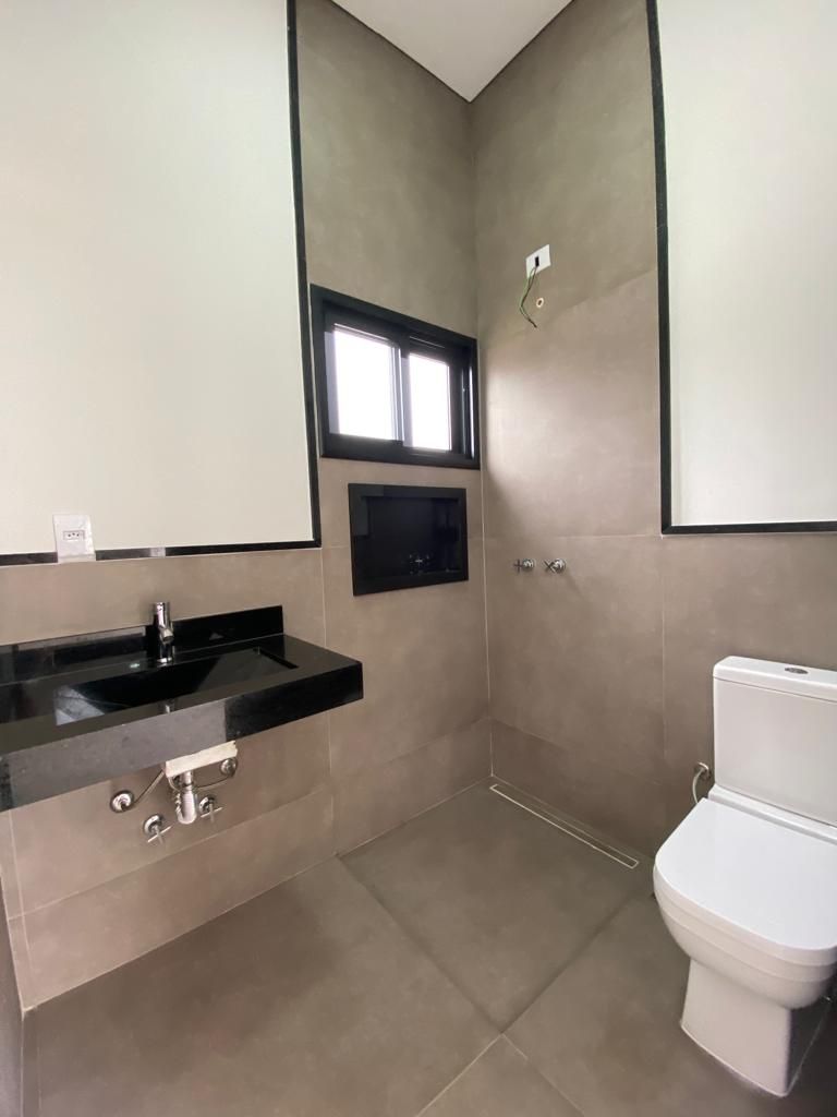 Casa de condomínio à venda no Condomínio Parque Village Castelo: