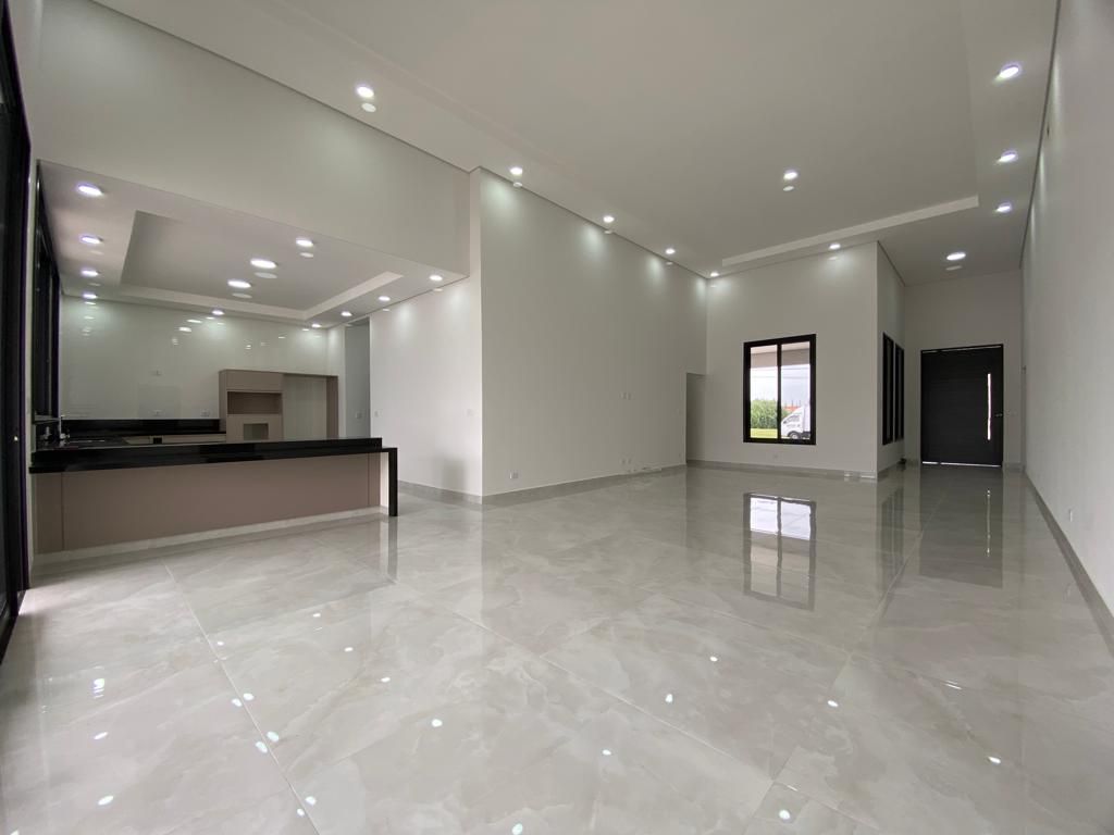 Casa de condomínio à venda no Condomínio Parque Village Castelo: