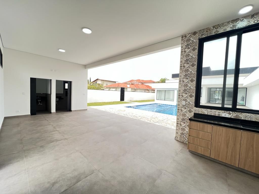 Casa de condomínio à venda no Condomínio Parque Village Castelo: