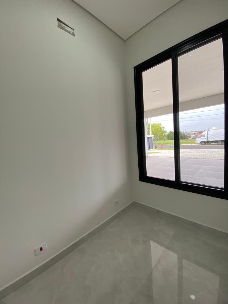 Casa de condomínio à venda no Condomínio Parque Village Castelo: