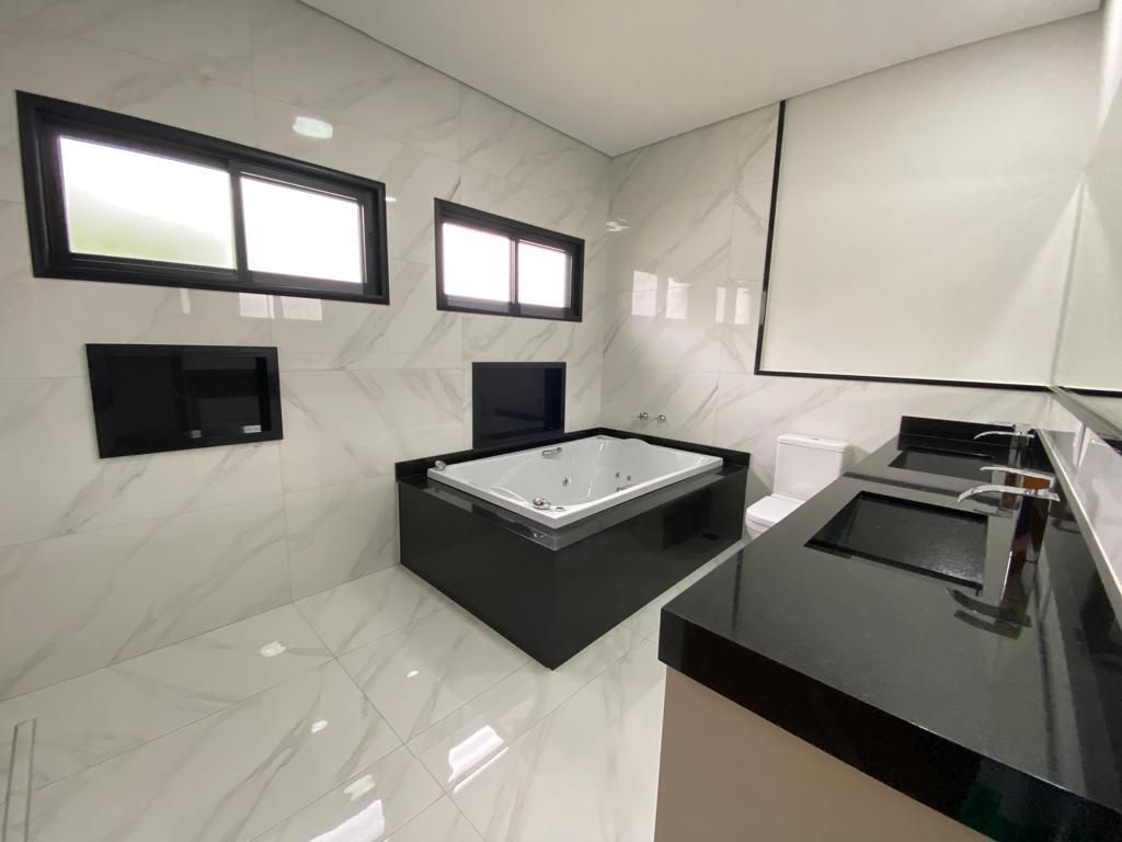 Casa de condomínio à venda no Condomínio Parque Village Castelo: