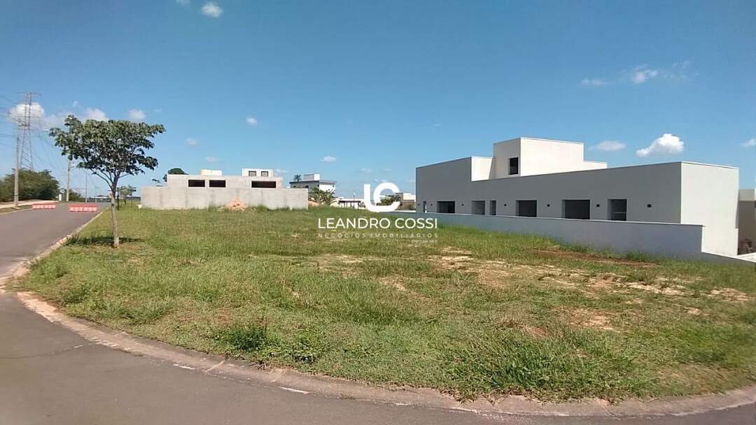 Terreno à Venda no Condomínio Villas do Golf - Itu/Sp