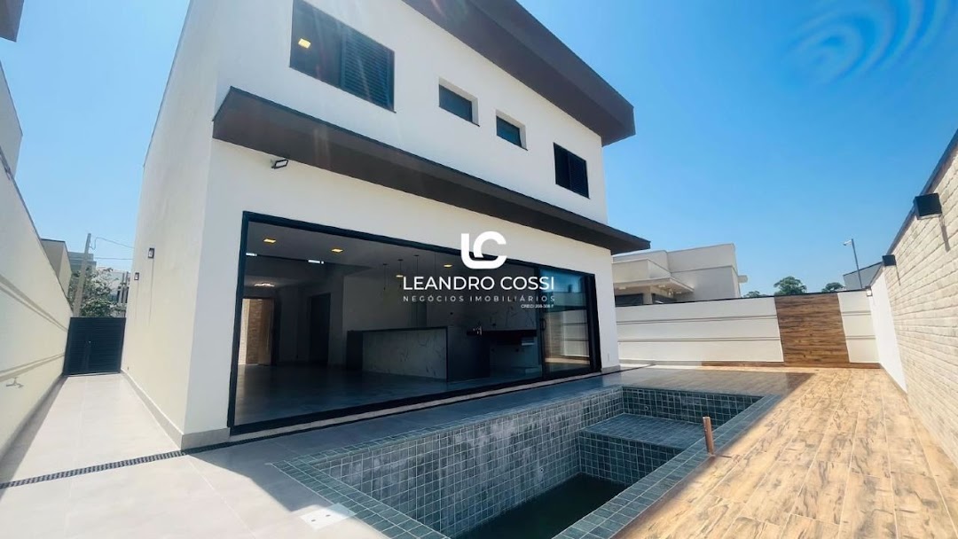 Casa à Venda no Condomínio Central Parque - Salto/Sp