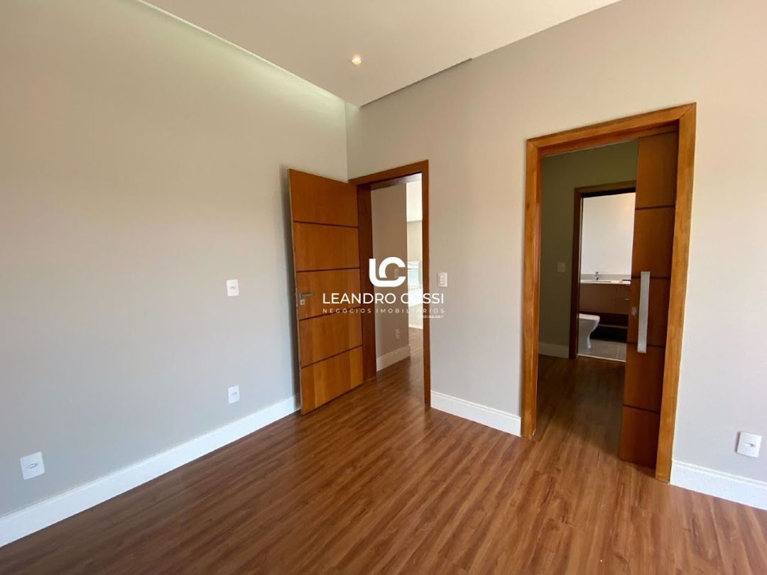 Casa de condomínio à venda no Residencial Parque Campos de Santo Antônio II: