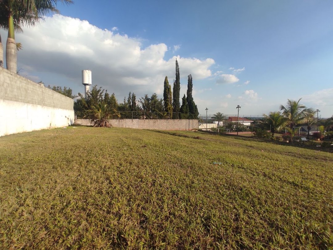 Terreno de Condomínio à venda no Condomínio Parque Village Castelo: