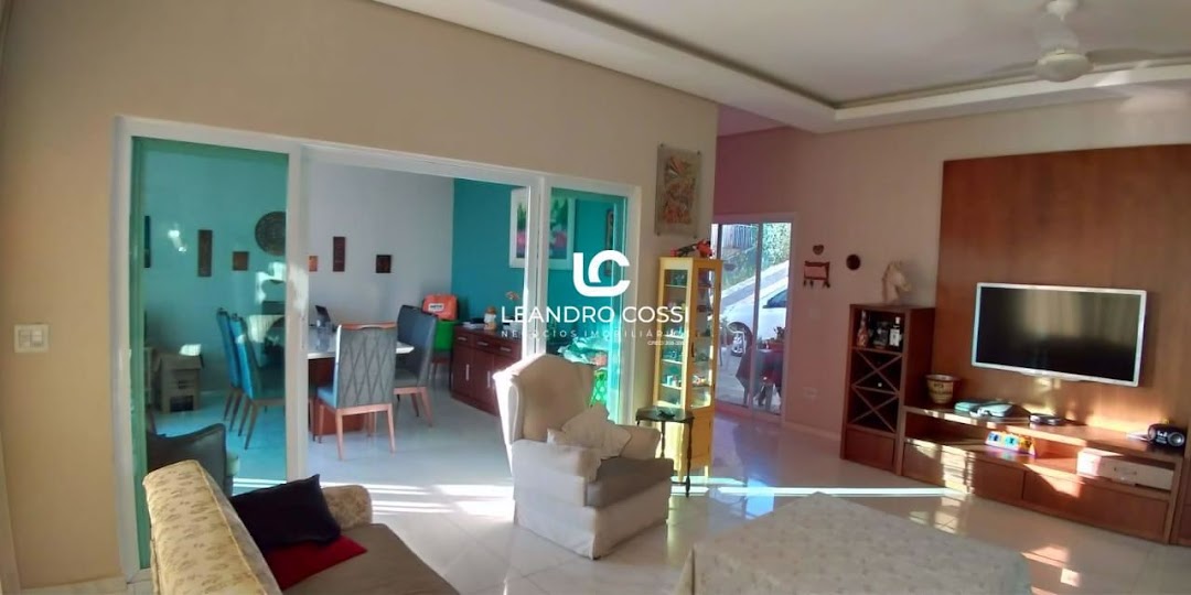 Casa de condomínio à venda no Condomínio Campos de Santo Antônio: