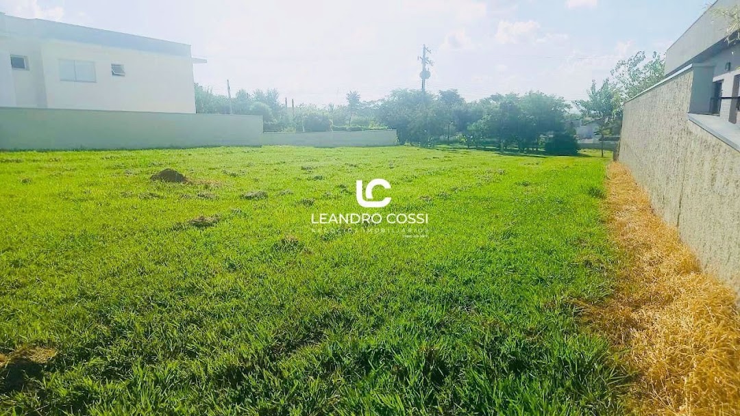 Terreno de Condomínio à venda no Condomínio Village Moutonnée: