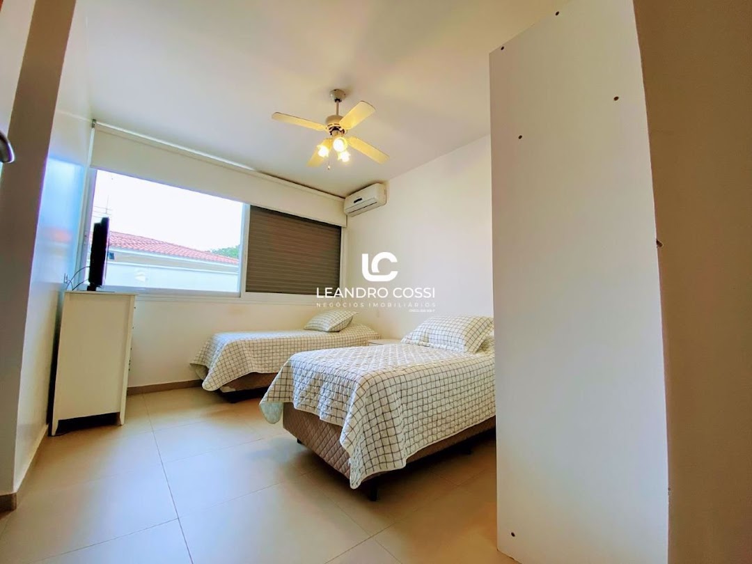 Casa de condomínio à venda no Condomínio Campos de Santo Antônio: