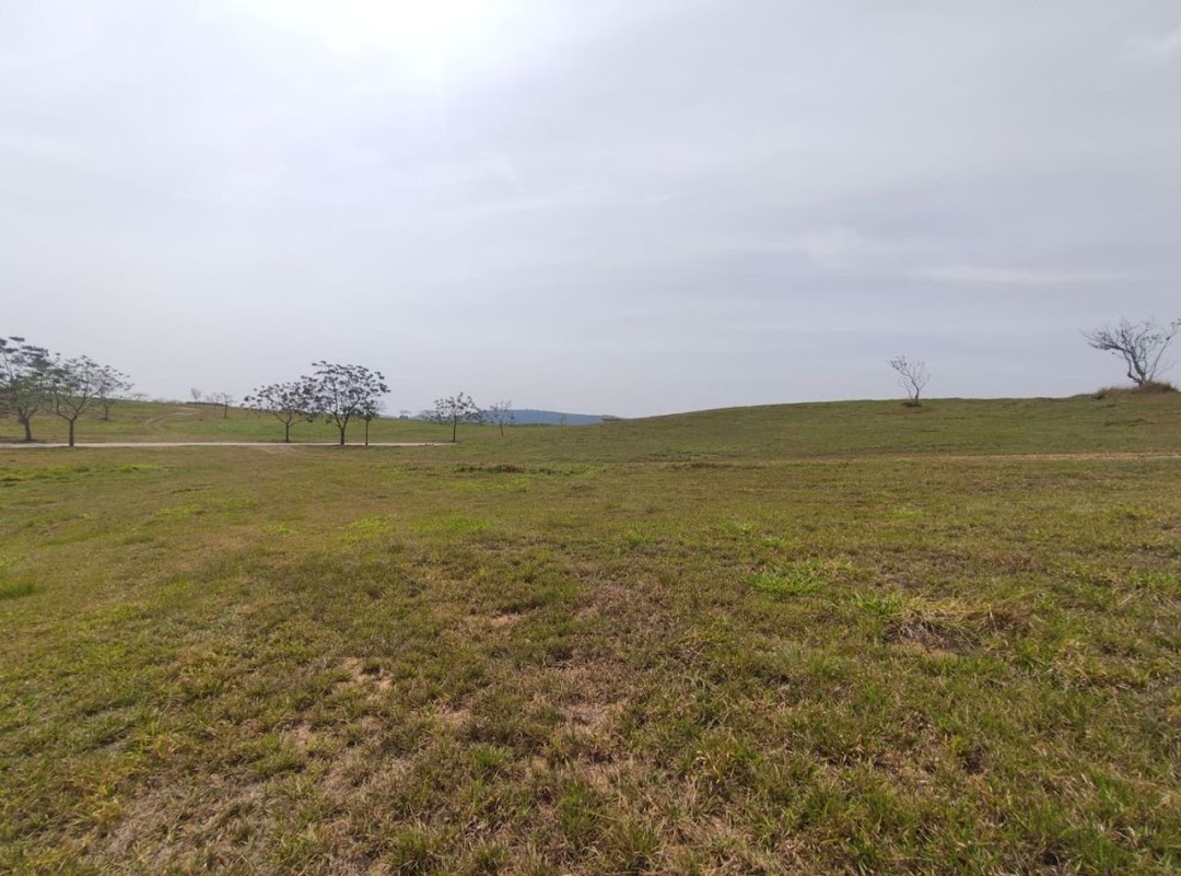 Terreno de Condomínio à venda no Residencial Parque Campos de Santo Antônio II:
