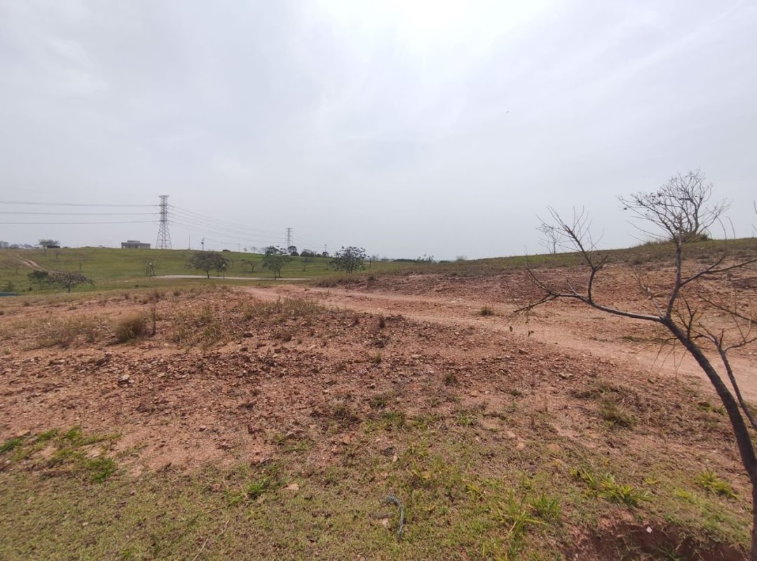 Terreno à Venda no Condomínio Campos de Santo Antônio II em Itu/Sp