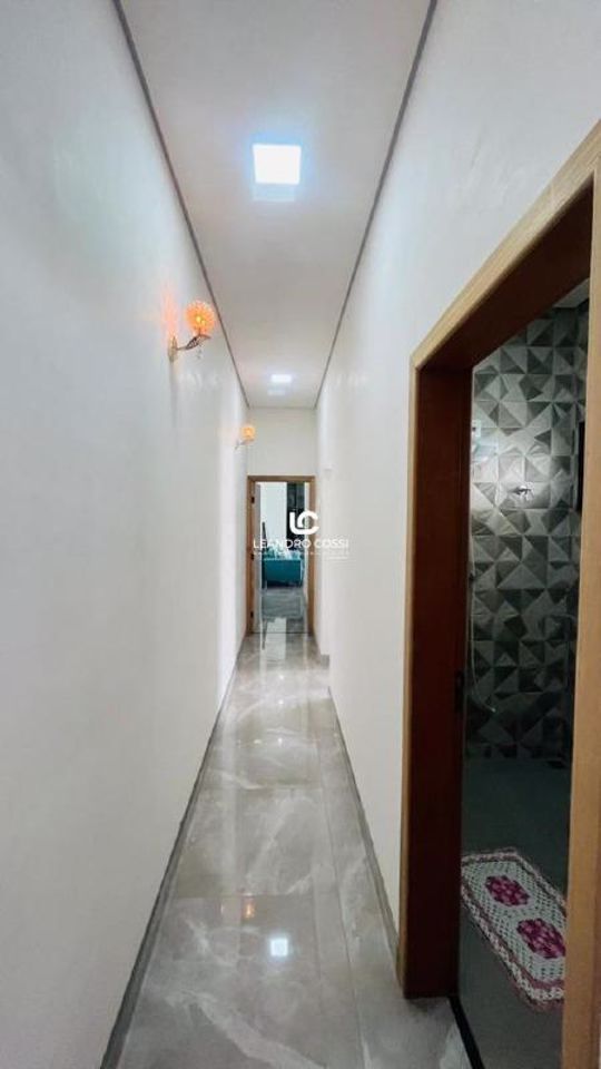 Casa de condomínio à venda no Jardim Guarujá: