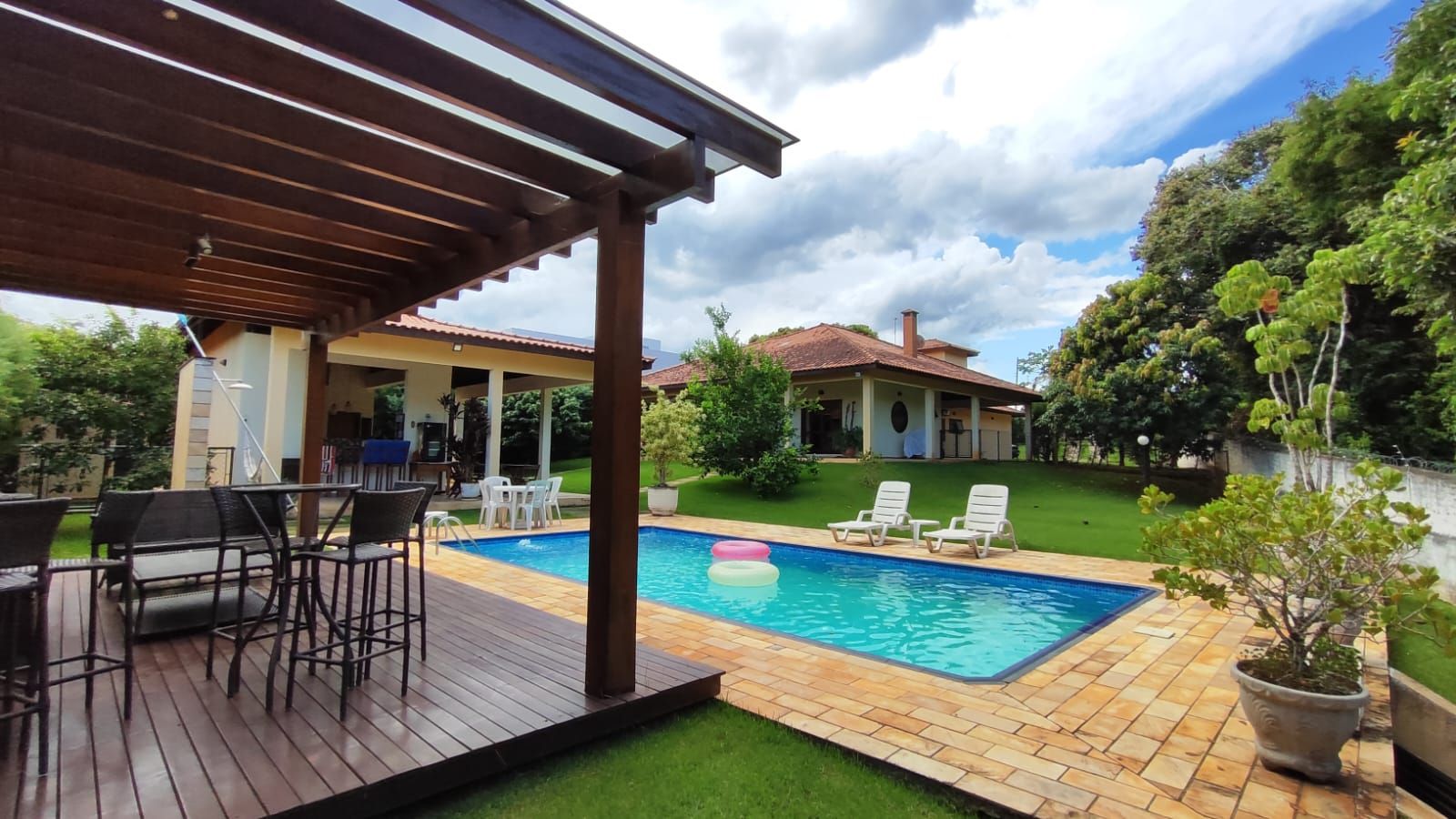 Casa de Condomínio Condomínio Moradas São Luiz Salto 