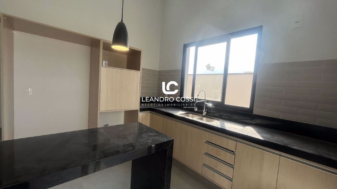 Casa de condomínio à venda no Condomínio Residencial Mont Blanc: