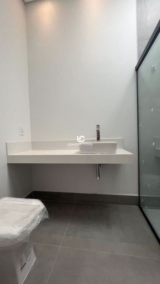 Casa de condomínio à venda no Condomínio Residencial Mont Blanc: