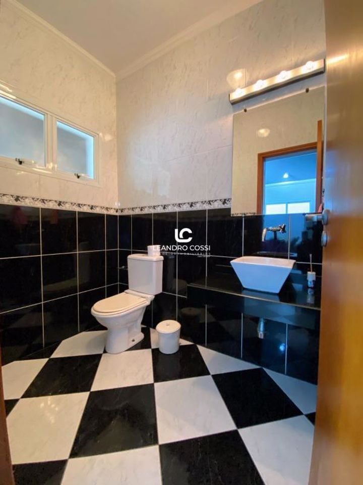 Casa de condomínio à venda no Condomínio Monte Belo: