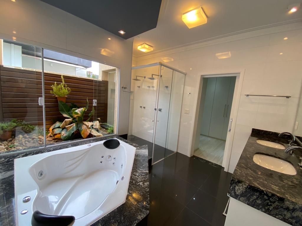 Casa de condomínio à venda no Condomínio Terras de Mont Serrat: