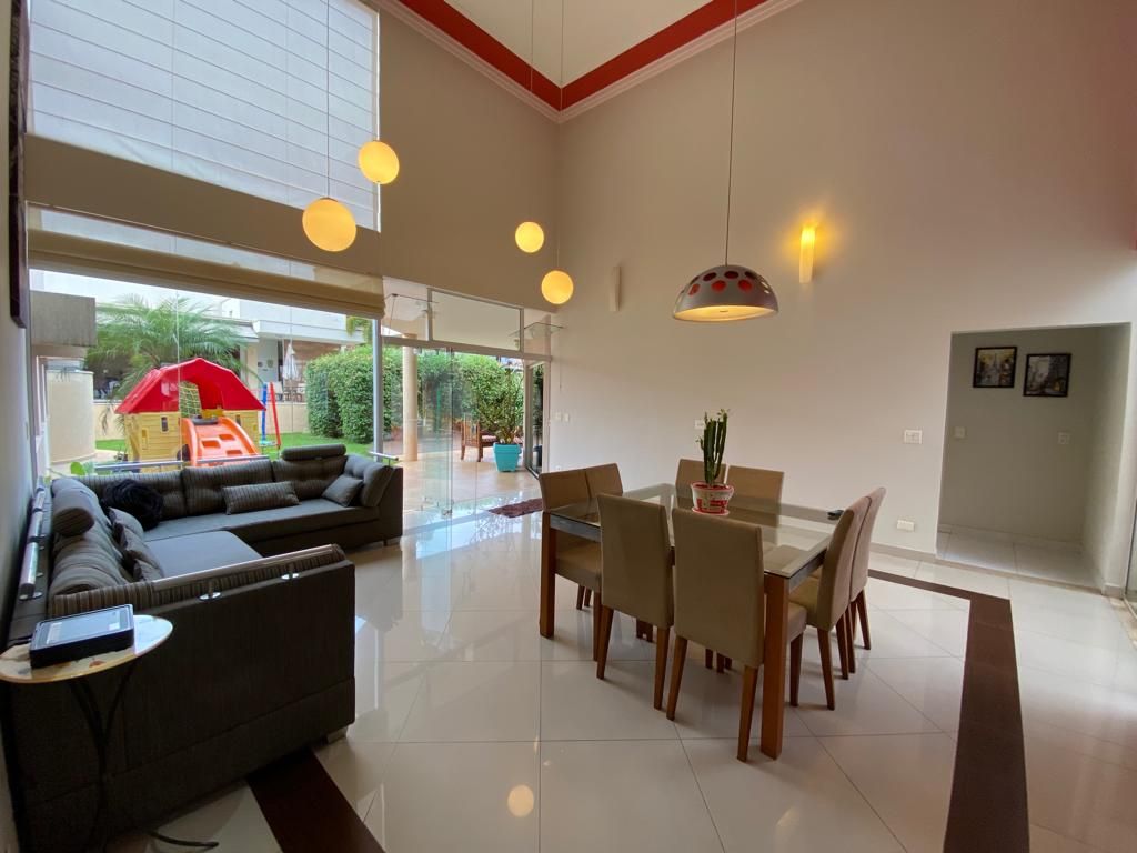 Casa de condomínio à venda no Condomínio Terras de Mont Serrat: