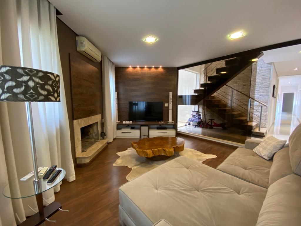 Casa de condomínio à venda no Condomínio Terras de Mont Serrat: