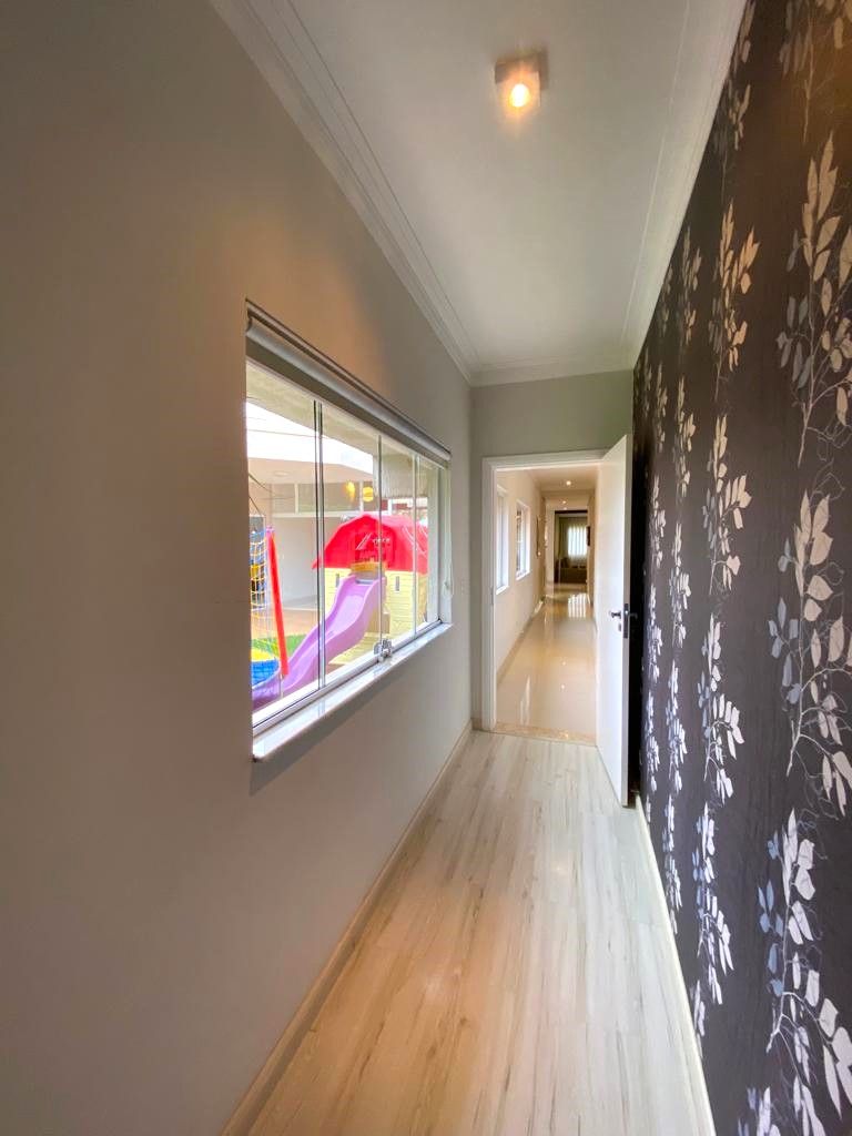 Casa de condomínio à venda no Condomínio Terras de Mont Serrat: