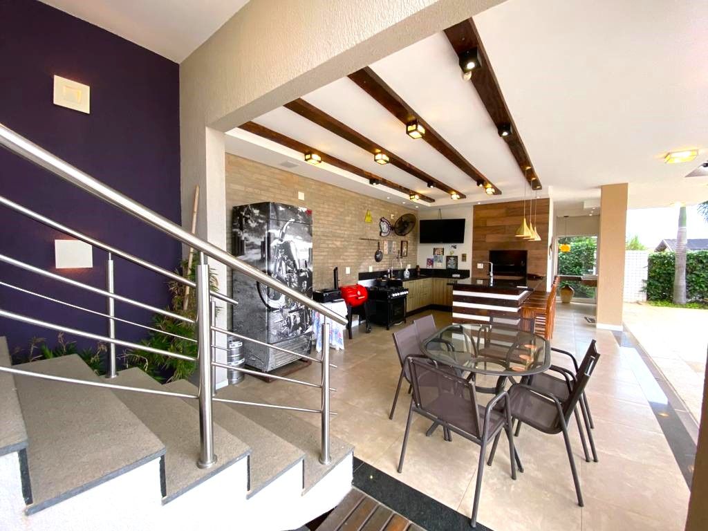 Casa de condomínio à venda no Condomínio Terras de Mont Serrat: