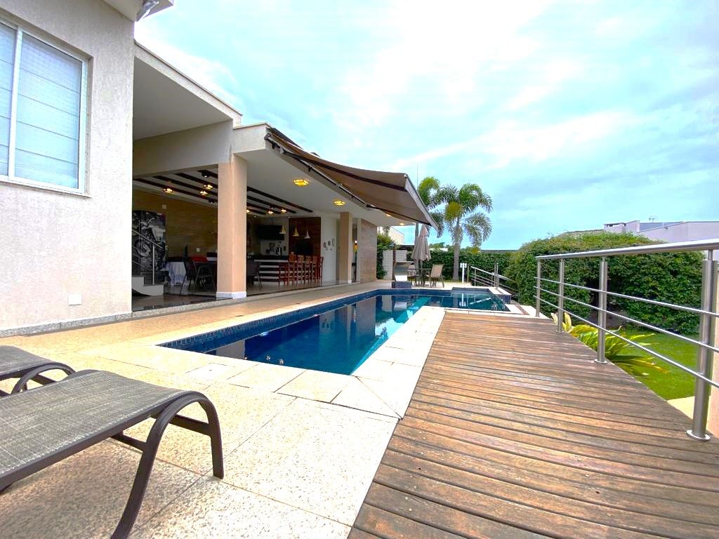 Casa de condomínio à venda no Condomínio Terras de Mont Serrat: