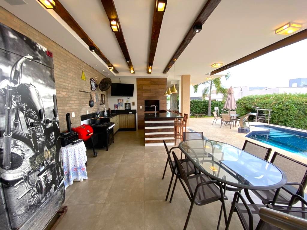 Casa de condomínio à venda no Condomínio Terras de Mont Serrat: