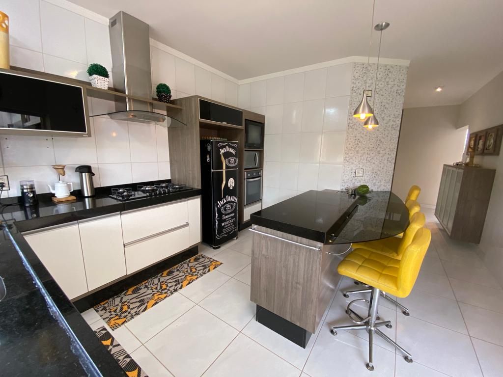 Casa de condomínio à venda no Condomínio Terras de Mont Serrat: