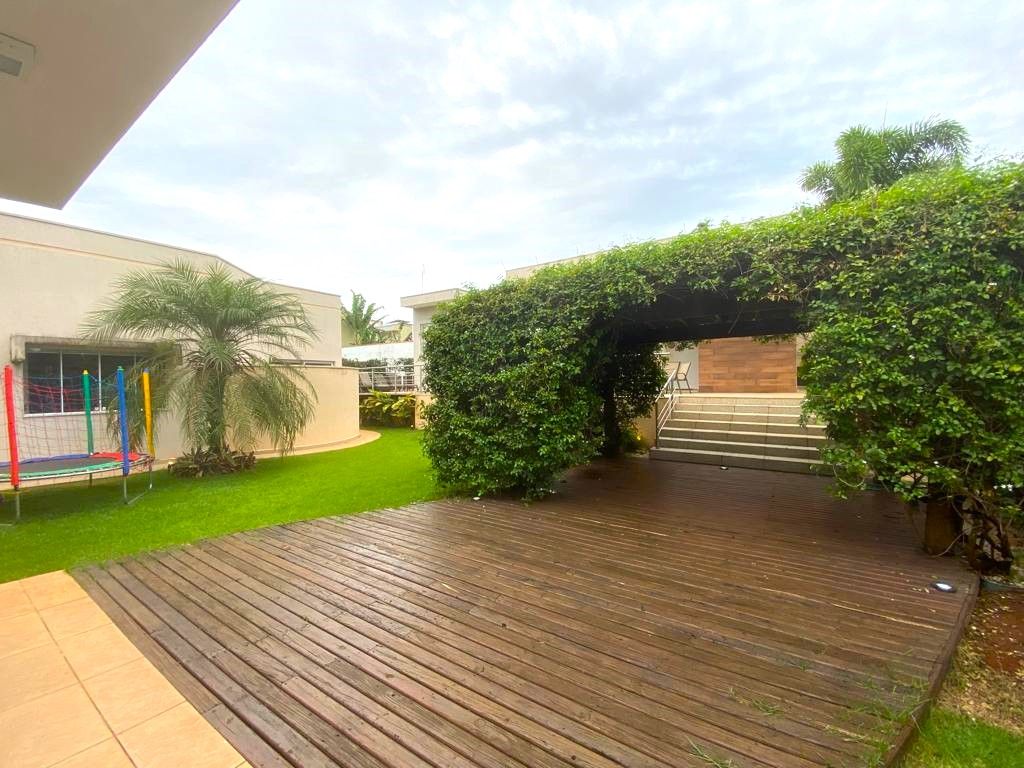 Casa de condomínio à venda no Condomínio Terras de Mont Serrat: