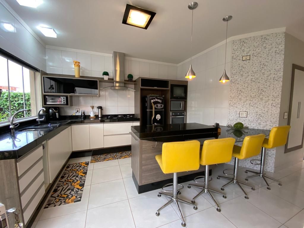 Casa de condomínio à venda no Condomínio Terras de Mont Serrat: