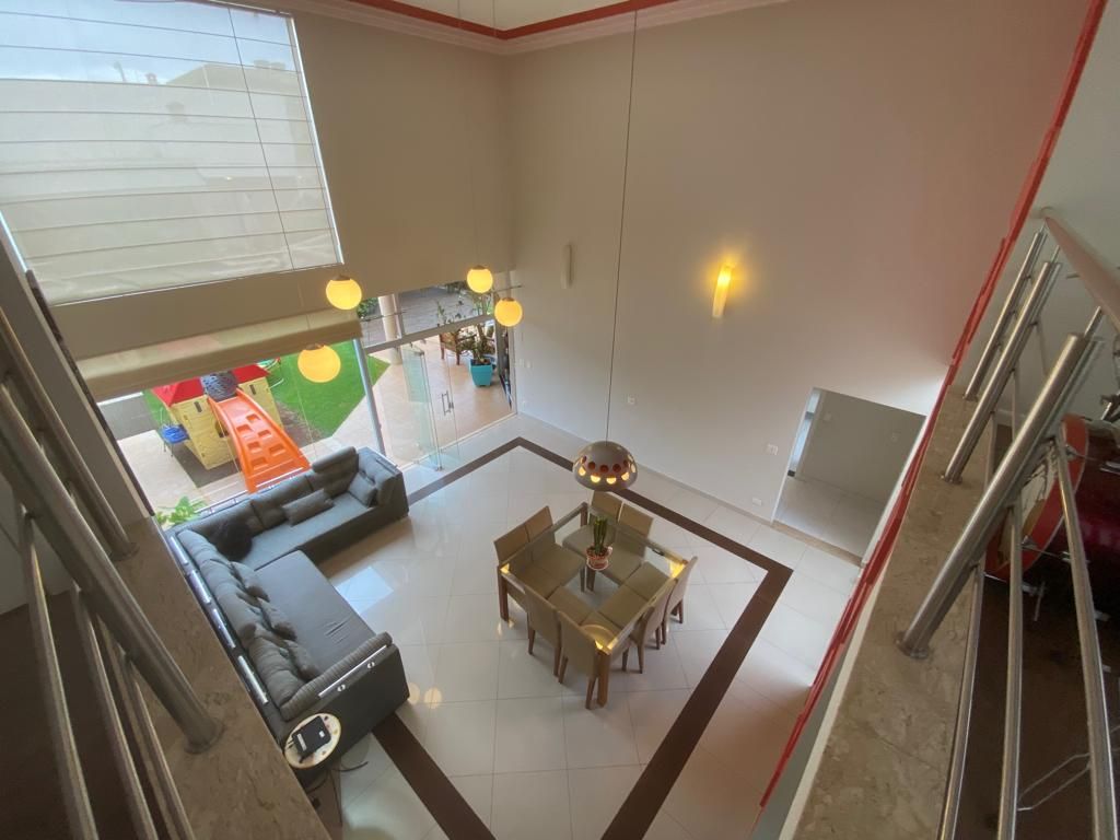 Casa de condomínio à venda no Condomínio Terras de Mont Serrat: