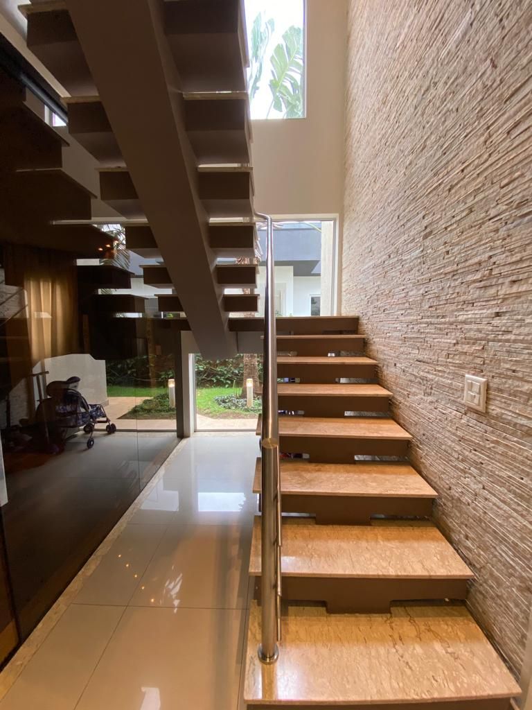 Casa de condomínio à venda no Condomínio Terras de Mont Serrat: