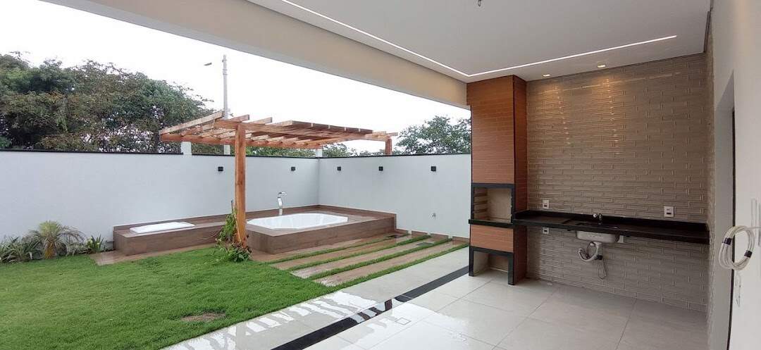 Casa à Venda no Condomínio Lagos D'icaraí, Salto/Sp