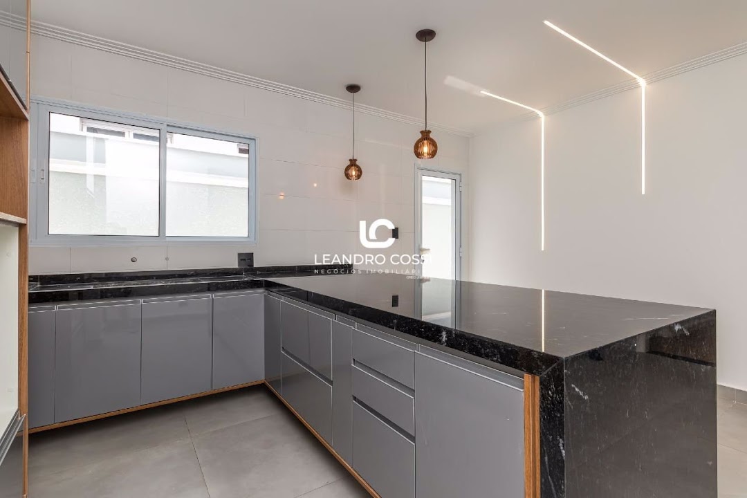 Casa de condomínio à venda no Condomínio Portal de Itu II: