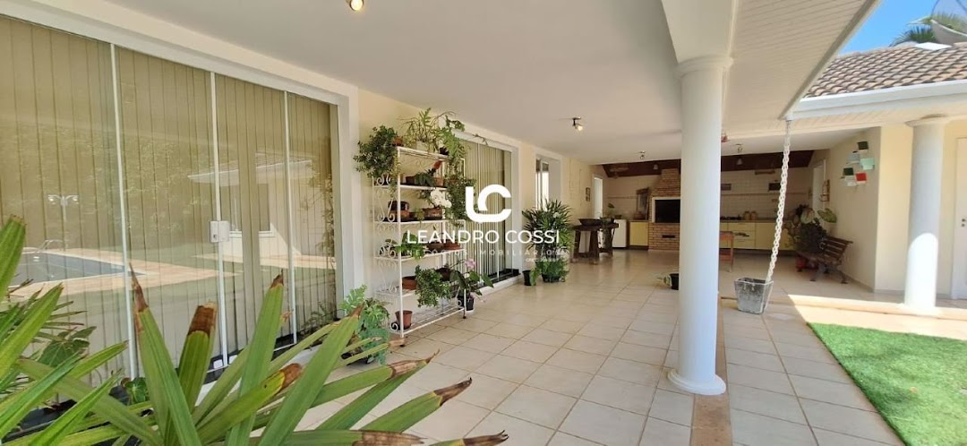 Casa de condomínio à venda no Condomínio Jardim Theodora: