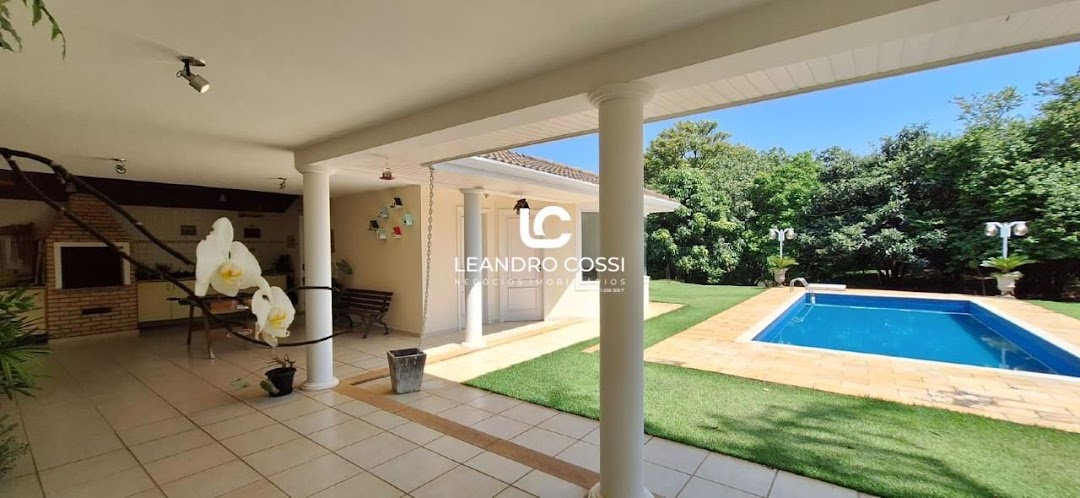 Casa de condomínio à venda no Condomínio Jardim Theodora: