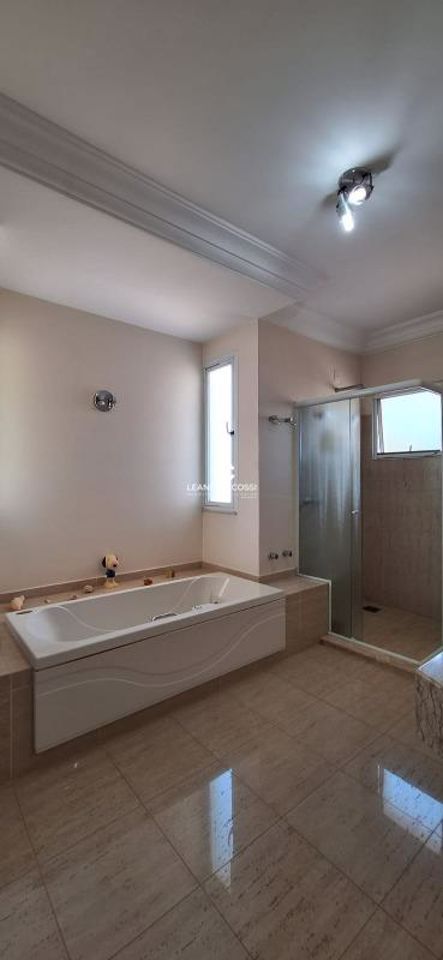 Casa de condomínio à venda no Condomínio Jardim Theodora: