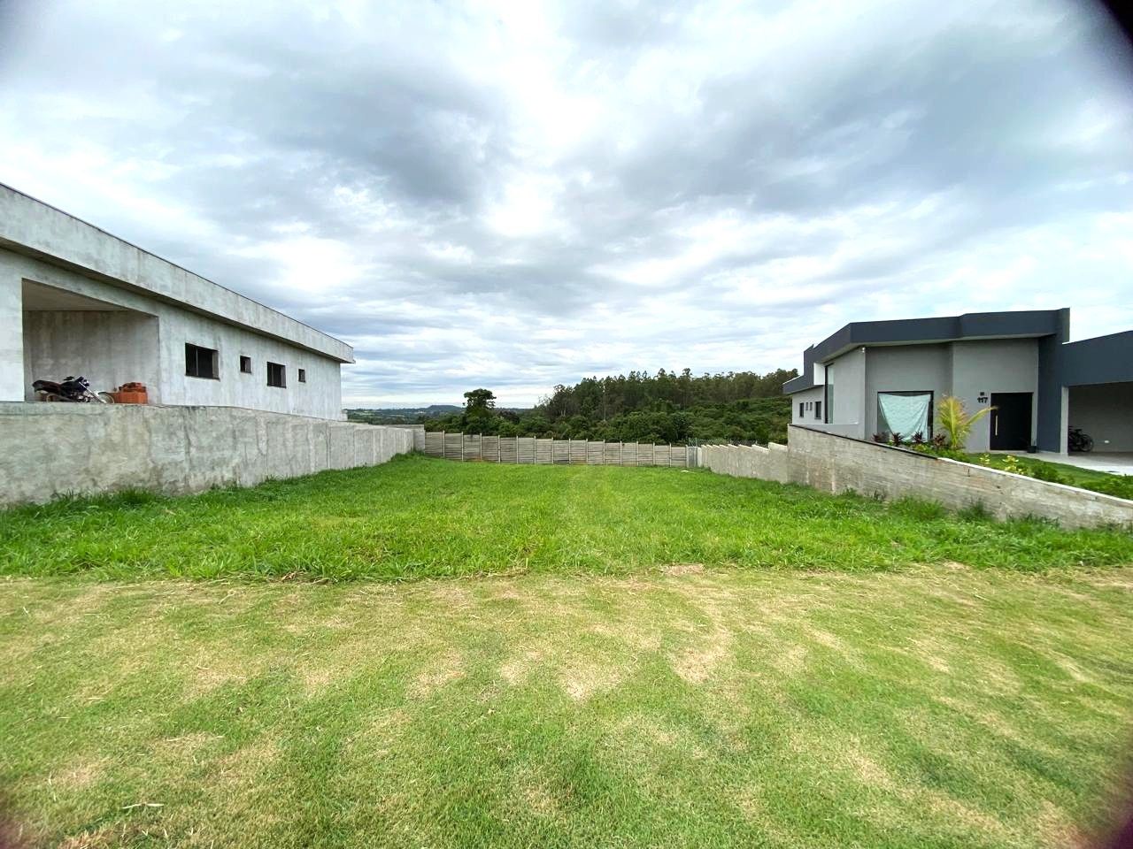 Terreno à Venda no Condomínio Fechado Bothanica Itu - Itu/Sp