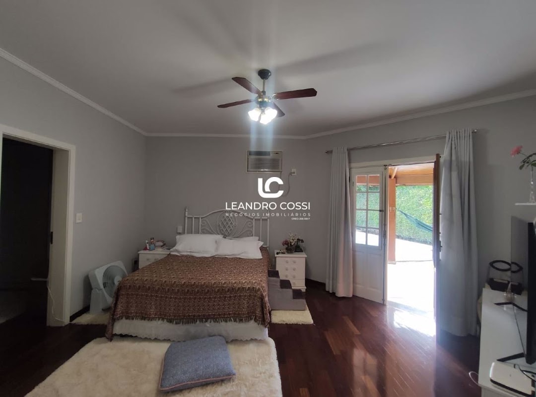 Casa de condomínio à venda no Condomínio Campos de Santo Antônio: