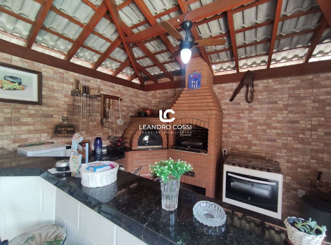 Casa de condomínio à venda no Condomínio Campos de Santo Antônio: